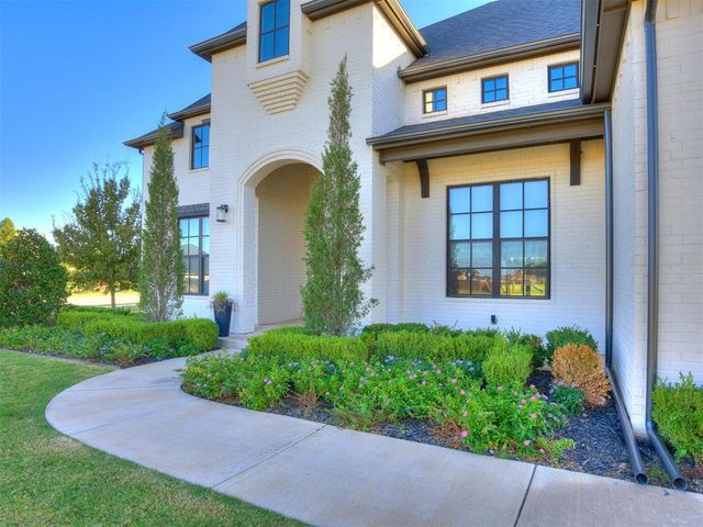 2300 NW 220th Terrace, Edmond, OK 73025