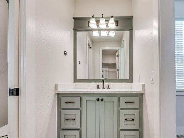 2300 NW 220th Terrace, Edmond, OK 73025