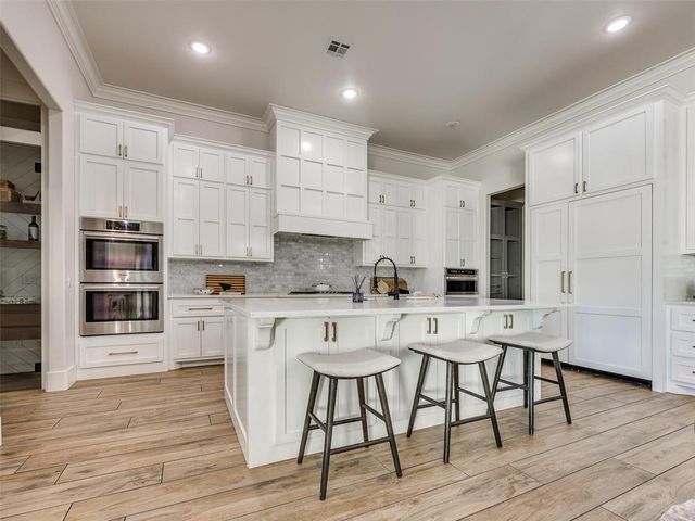 2300 NW 220th Terrace, Edmond, OK 73025