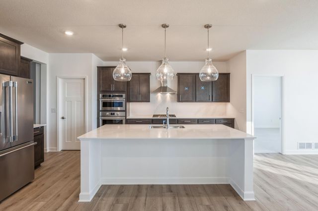 7141 201st Street W, Lakeville, MN 55044