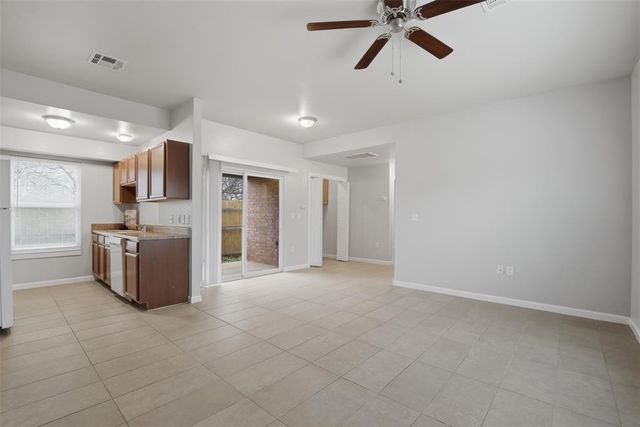 1300 NE 10th Street, Oklahoma City, OK 73117