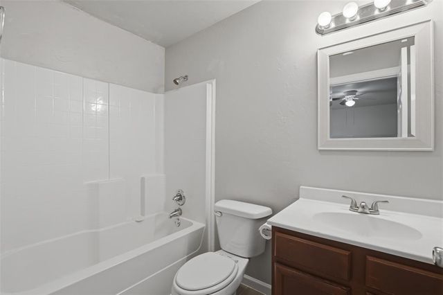 1300 NE 10th Street, Oklahoma City, OK 73117