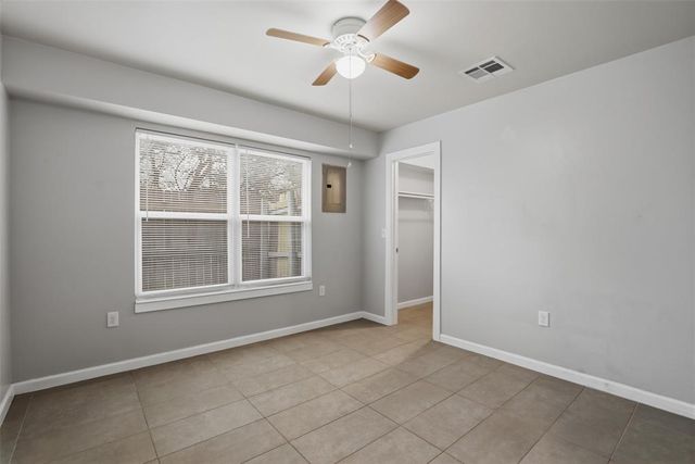 1300 NE 10th Street, Oklahoma City, OK 73117