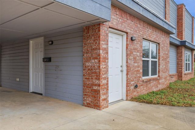 1300 NE 10th Street, Oklahoma City, OK 73117