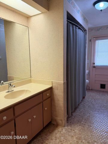 55 Bay Harbour Drive, Ponce Inlet, FL 32127