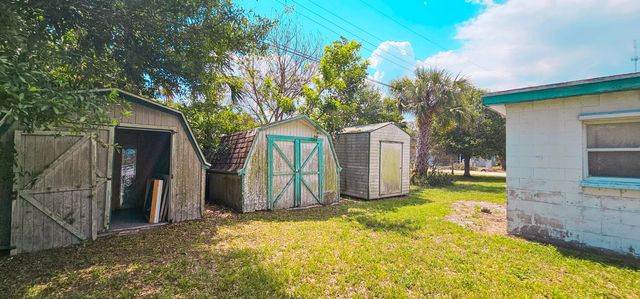 5000 Regina Drive, Fort Pierce, FL 34982