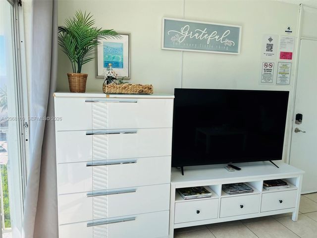 1732 Meridian Avenue 701, Miami Beach, FL 33139