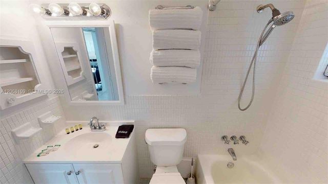 1732 Meridian Avenue 701, Miami Beach, FL 33139