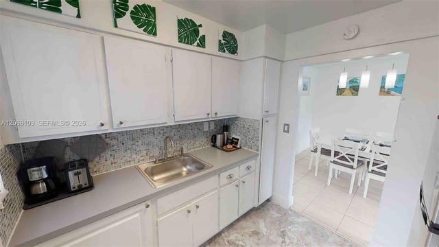 1732 Meridian Avenue 701, Miami Beach, FL 33139
