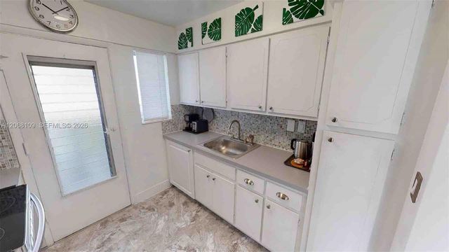 1732 Meridian Avenue 701, Miami Beach, FL 33139
