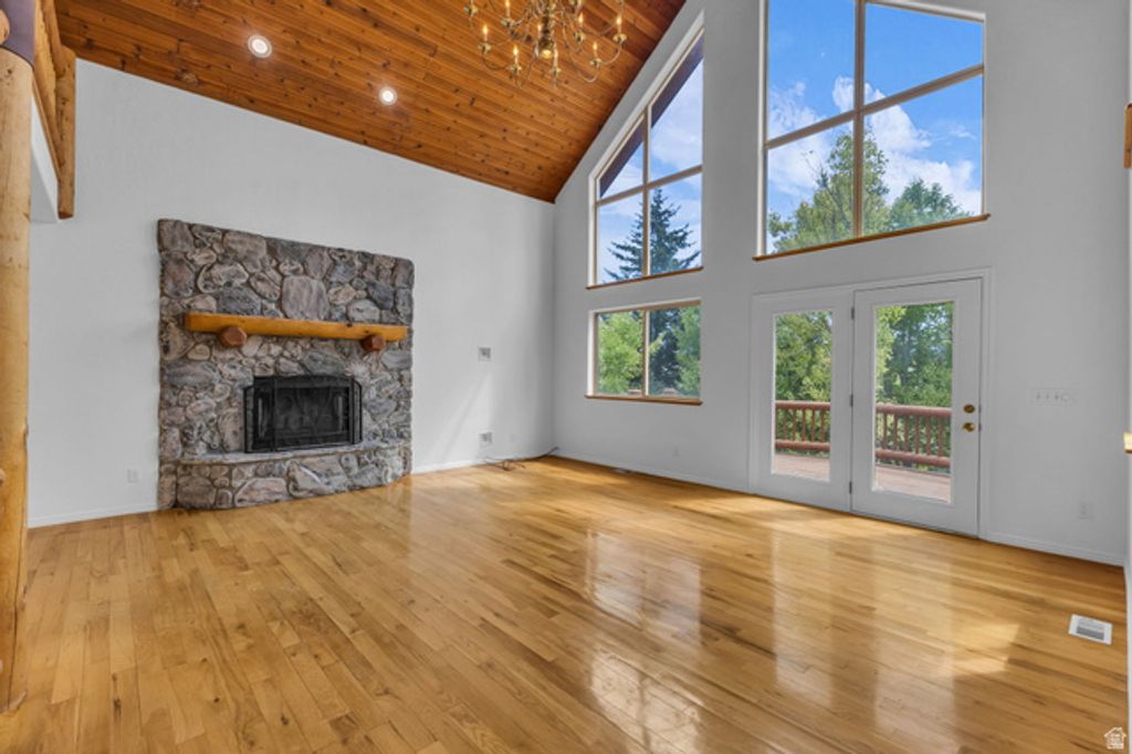 Image 7 of property listing at 874 S WEST HOYTSVILLE RD, Hoytsville, UT 84017