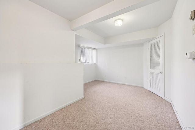 34 Chester Lane, Nanuet, NY 10954