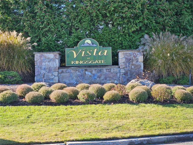 34 Chester Lane, Nanuet, NY 10954