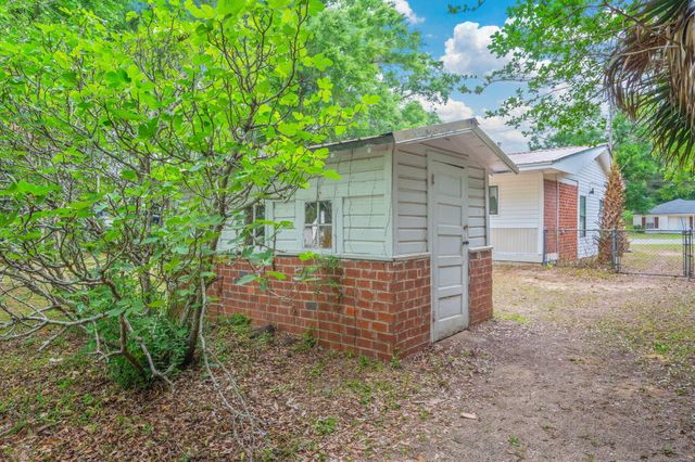 355 W First Avenue, Crestview, FL 32536