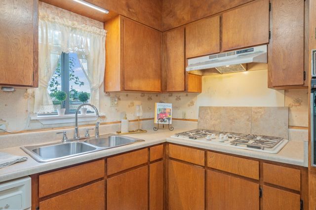 355 W First Avenue, Crestview, FL 32536