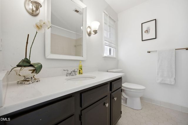 6018 Applewood Lane, Raleigh, NC 27609