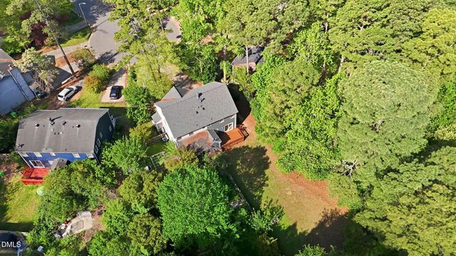 6018 Applewood Lane, Raleigh, NC 27609