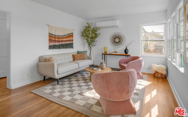 1756 Lucretia Avenue, Los Angeles, CA 90026