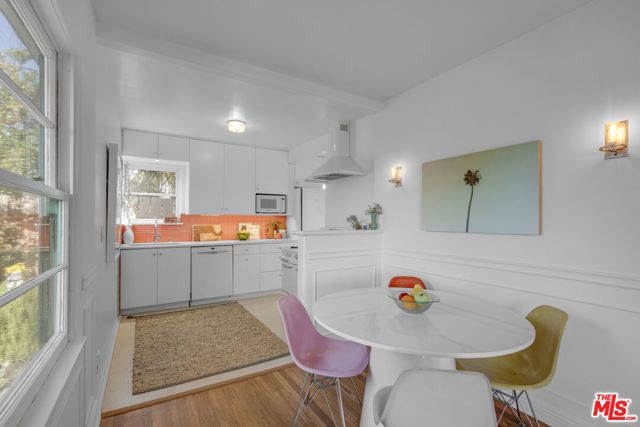 1756 Lucretia Avenue, Los Angeles, CA 90026