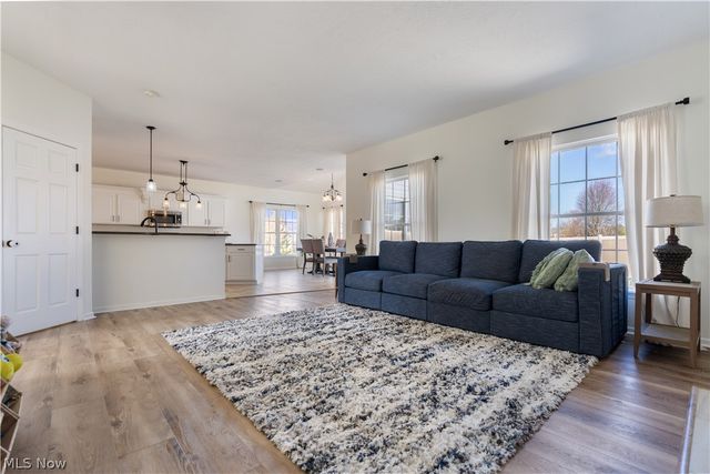 5879 Northampton Drive, Medina, OH 44256