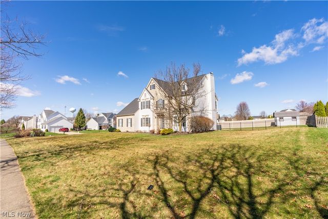 5879 Northampton Drive, Medina, OH 44256