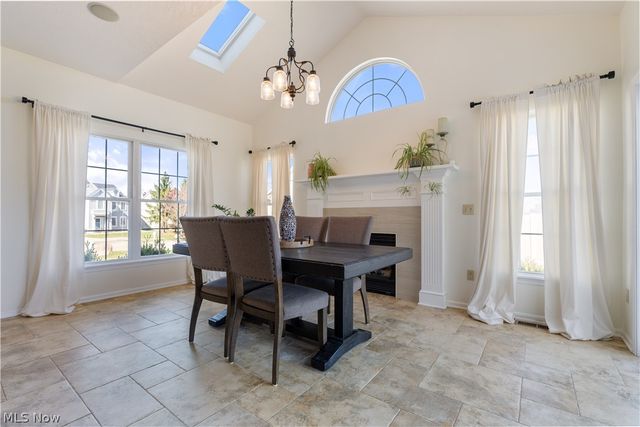 5879 Northampton Drive, Medina, OH 44256