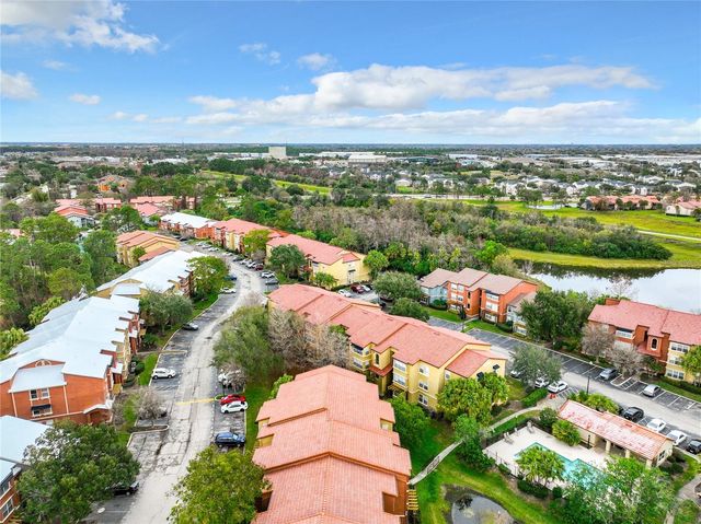 5164 CONROY ROAD 1526, Orlando, FL 32811