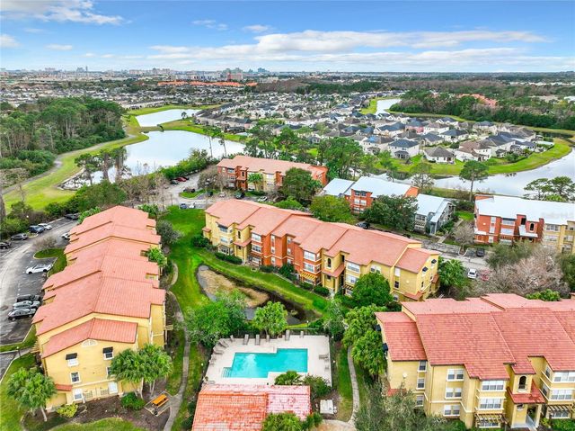 5164 CONROY ROAD 1526, Orlando, FL 32811