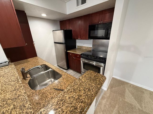 5164 CONROY ROAD 1526, Orlando, FL 32811