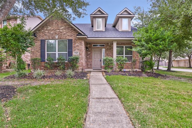 17227 Mitchell Pass Lane, Humble, TX 77346