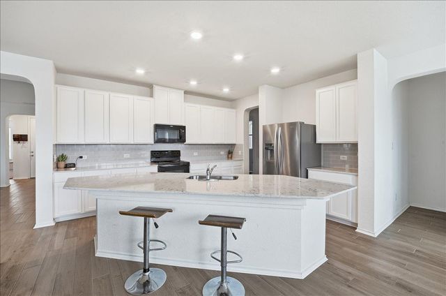282 Crimson LN, Kyle, TX 78640