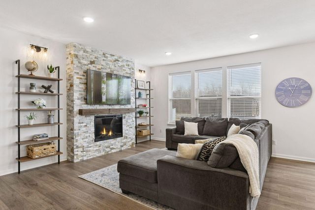 4732 Obsidian Way, Victoria, MN 55386