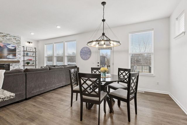 4732 Obsidian Way, Victoria, MN 55386