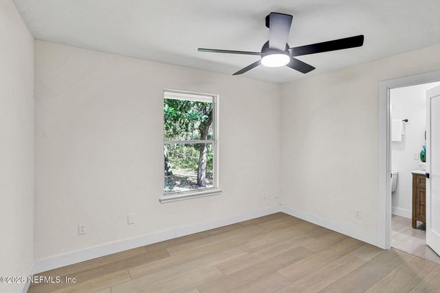 12166 HIDDEN HILLS Drive, Jacksonville, FL 32225