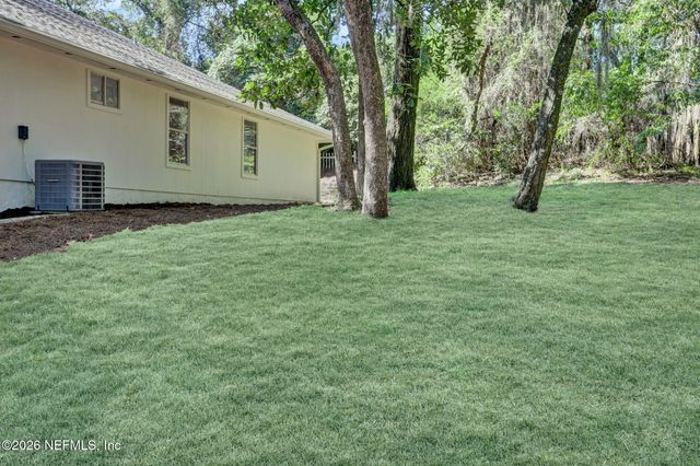 12166 HIDDEN HILLS Drive, Jacksonville, FL 32225