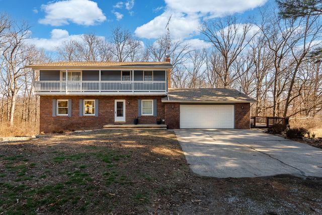 16578 N Oak Hill Lane, Mt Vernon, IL 62864