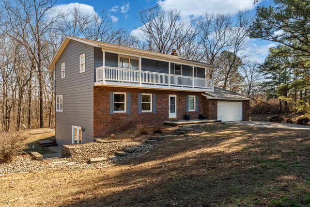 16578 N Oak Hill Lane, Mt Vernon, IL 62864