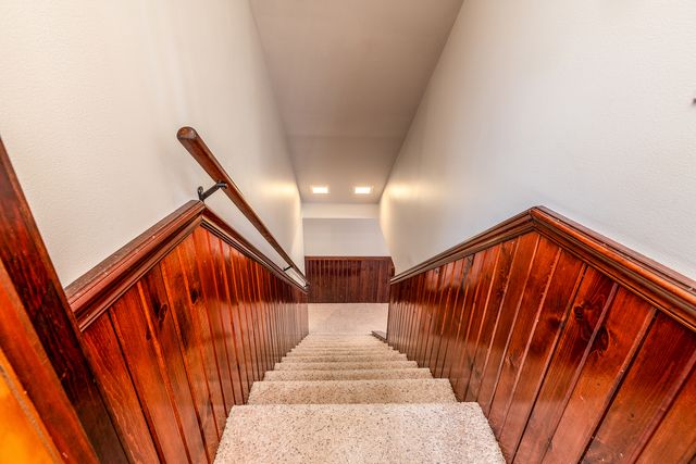 16578 N Oak Hill Lane, Mt Vernon, IL 62864