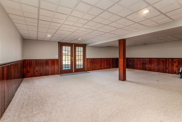 16578 N Oak Hill Lane, Mt Vernon, IL 62864