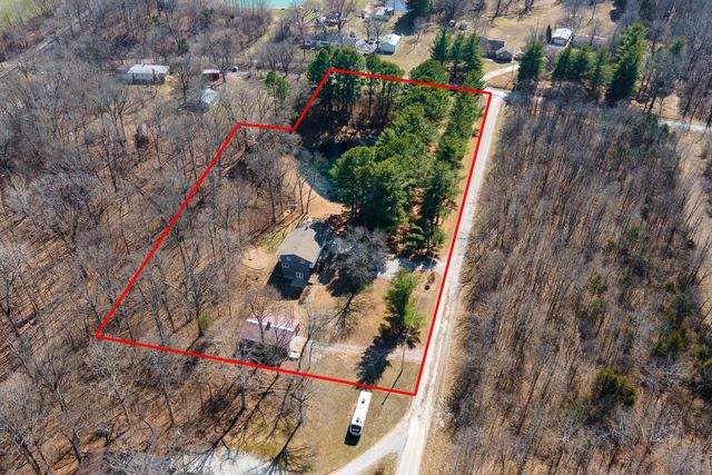 16578 N Oak Hill Lane, Mt Vernon, IL 62864