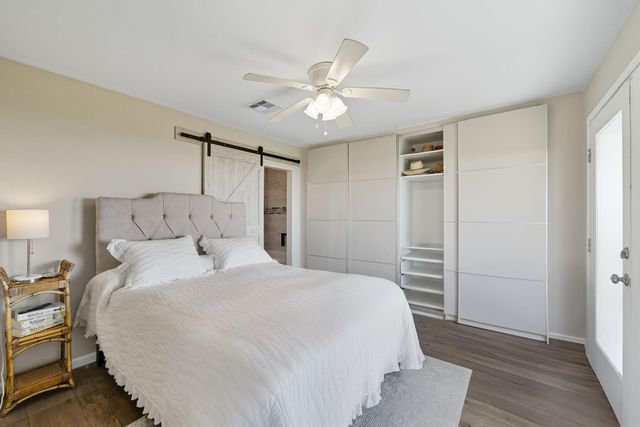 22022 Kennedy Drive, Galveston, TX 77554