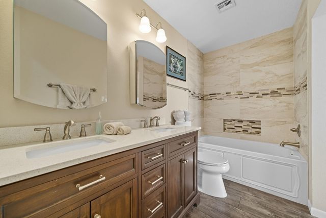 22022 Kennedy Drive, Galveston, TX 77554