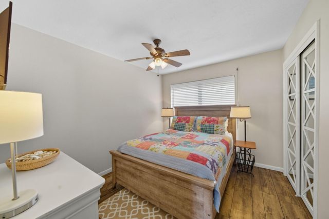 22022 Kennedy Drive, Galveston, TX 77554