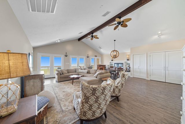 22022 Kennedy Drive, Galveston, TX 77554