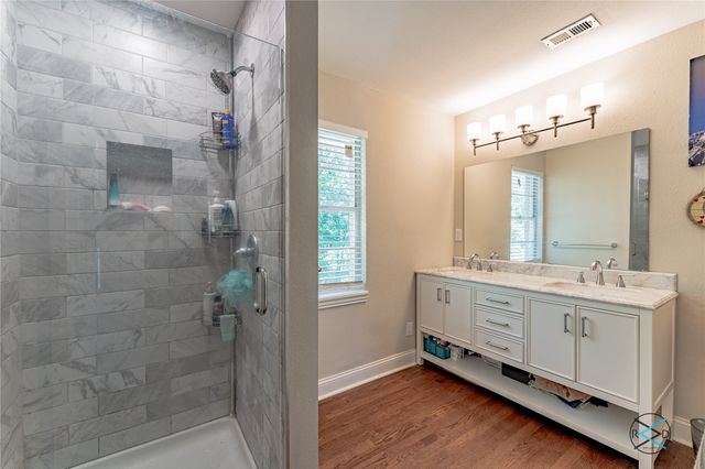 1506 Bassett Road, Palestine, TX 75803