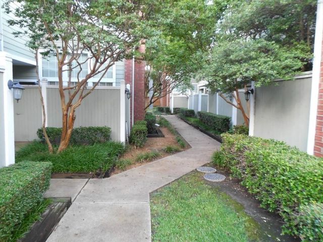 6220 Bentwood Trail 1202, Dallas, TX 75252