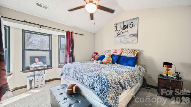 5713 Ebley Lane, Charlotte, NC 28027