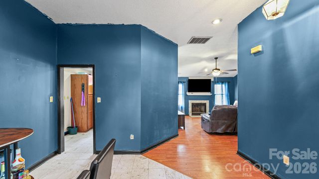 5713 Ebley Lane, Charlotte, NC 28027