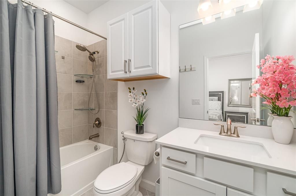 Image 22 of property listing at 24348 NICOBAR LANE, Punta Gorda, FL 33955