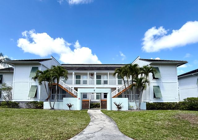 167 Cypress Point Drive, Palm Beach Gardens, FL 33418